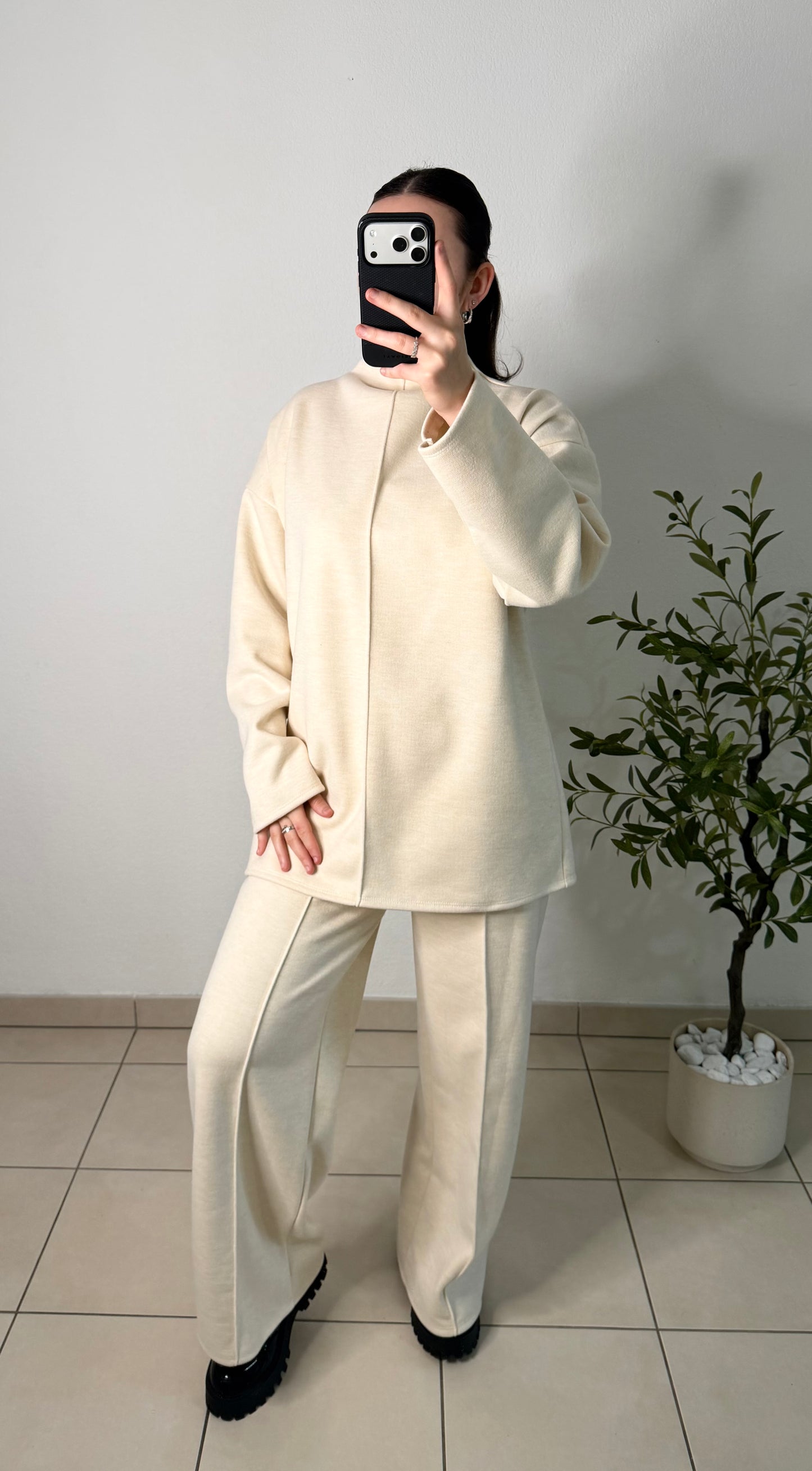 Ensemble trait beige