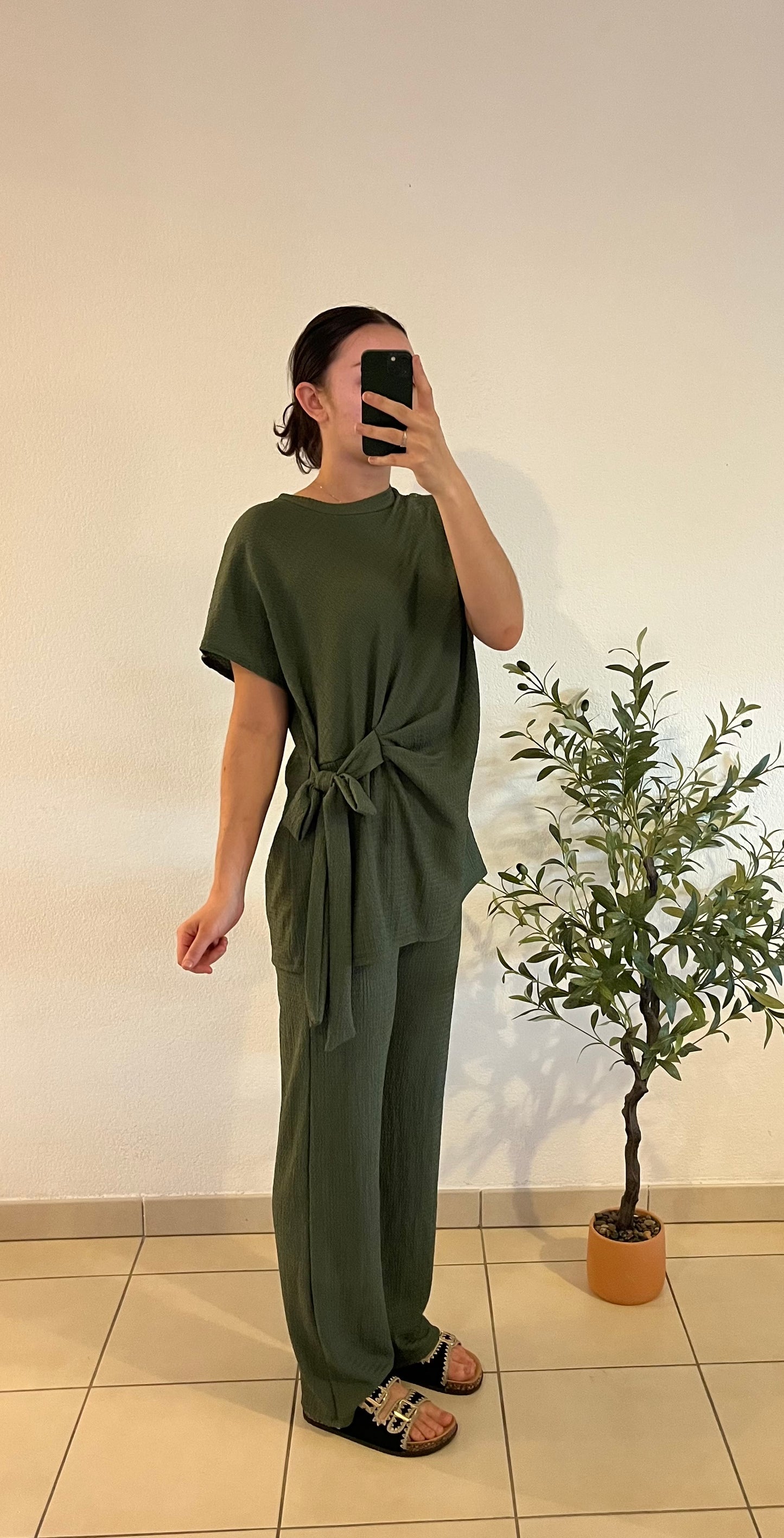 Ensemble noeud kaki