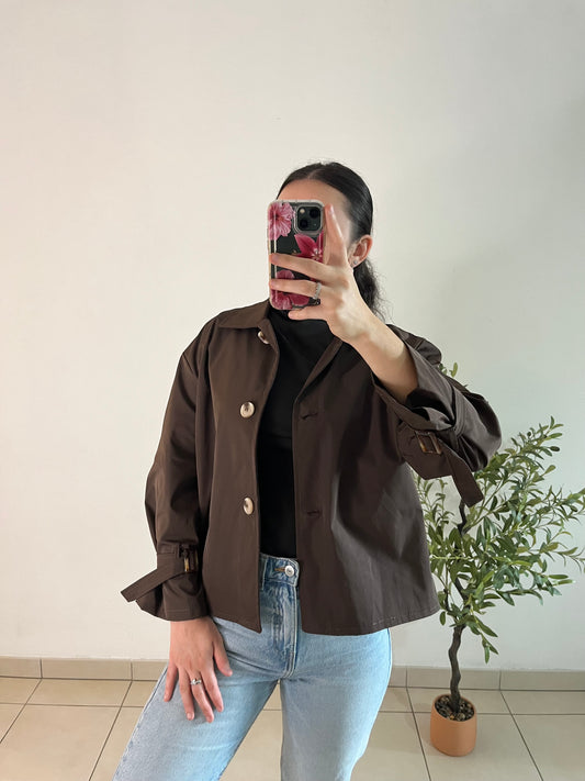 Trench court marron