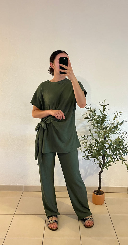 Ensemble noeud kaki